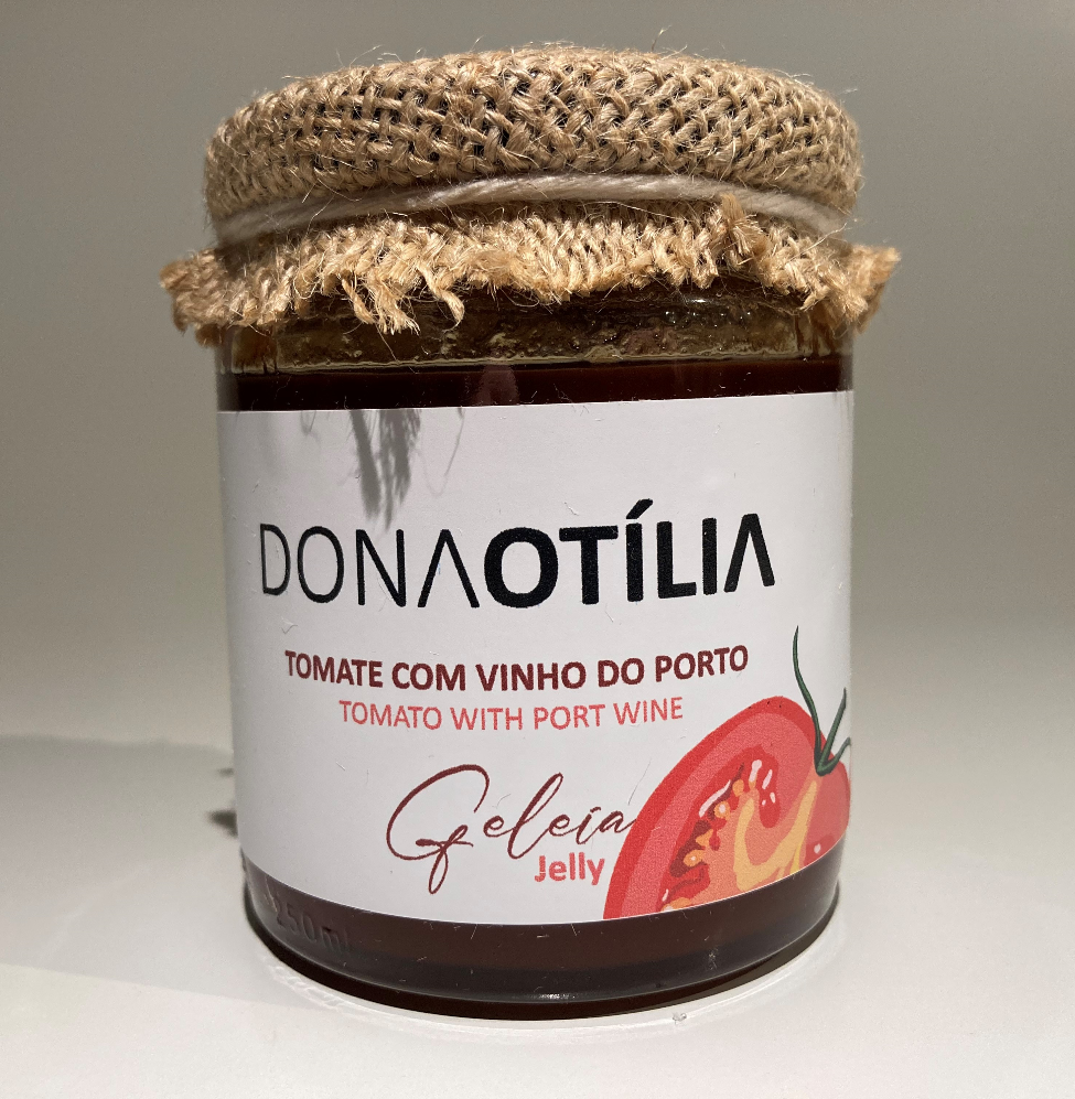 Dona Otília Tomatgelé med portvin